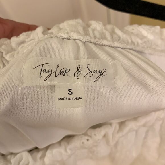 Taylor and Sage size Small white eyelet dress with lining - Picture 5 of 10